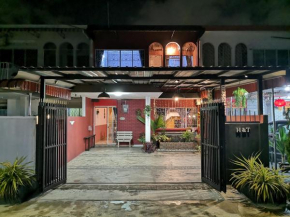 H&T Vintage Decor Homestay
